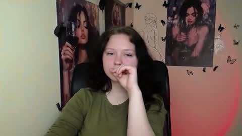 Alice online show from April 18, 6:39 am