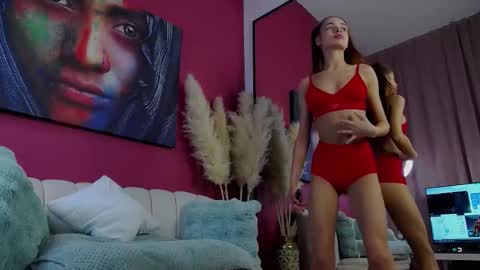 Mia online show from November 16, 4:29 am