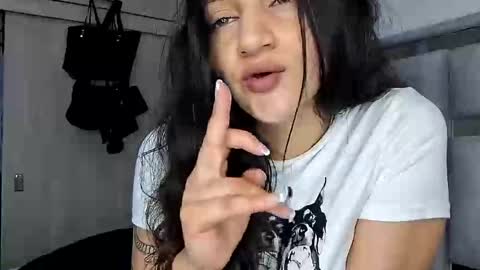 Gabby online show from April 18, 2:59 am