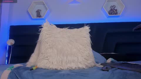 Gia Rose online show from March 10, 10:24 pm