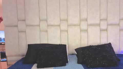 Snapshot of _gingercherry_ chatting on October 18, 4:37 am Ginger Cherry online show from October 18, 4:37 am