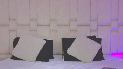 Snapshot of _gingercherry_ chatting on November 15, 6:11 am Ginger Cherry online show from November 15, 6:11 am