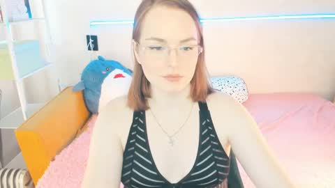 Snapshot of _gingermean_ chatting on January 25, 7:49 am GingerMean online show from January 25, 7:49 am