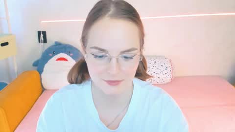 Snapshot of _gingermean_ chatting on February 10, 9:04 am GingerMean online show from February 10, 9:04 am