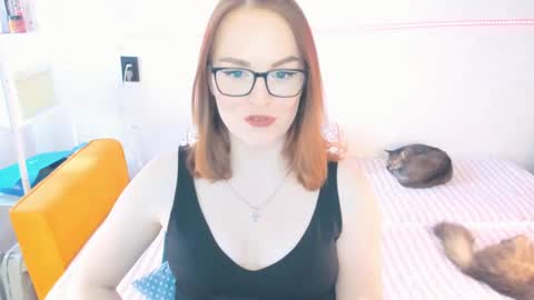 Snapshot of _gingermean_ chatting on March 4, 8:46 am GingerMean online show from March 4, 8:46 am