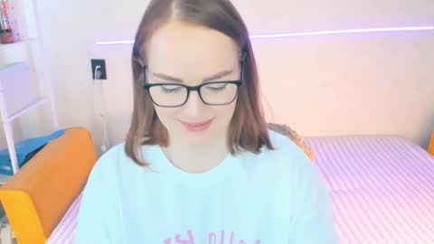 Snapshot of _gingermean_ chatting on March 6, 4:30 am GingerMean online show from March 6, 4:30 am