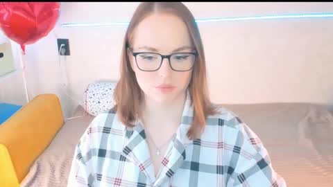 Snapshot of _gingermean_ chatting on March 10, 5:22 am GingerMean online show from March 10, 5:22 am