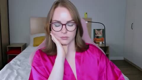 Snapshot of _gingermean_ chatting on July 28, 10:32 am GingerMean online show from July 28, 10:32 am