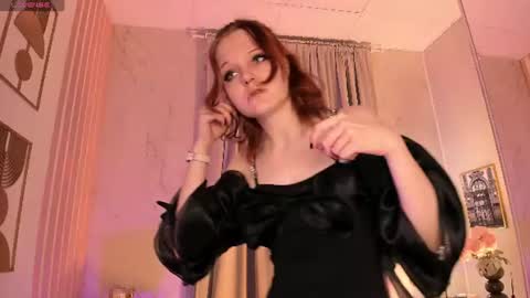Snapshot of _goddess_alice_ chatting on June 9, 1:56 pm Alice online show from June 9, 1:56 pm