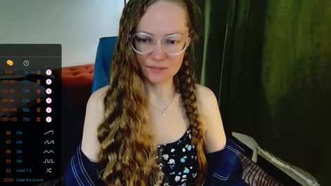 Snapshot of _goldilocks__ chatting on September 21, 7:10 am _goldilocks__ online show from September 21, 7:10 am