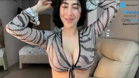 sara online show from April 29, 2:04 am