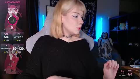 Tori online show from December 15, 10:03 pm