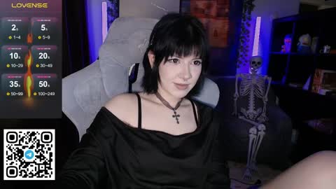 Snapshot of _gummybears_ chatting on June 6, 6:18 am Tori online show from June 6, 6:18 am