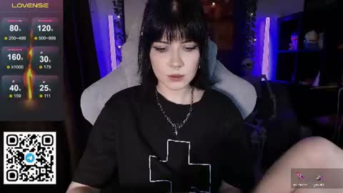 Snapshot of _gummybears_ chatting on June 25, 1:26 pm Tori online show from June 25, 1:26 pm