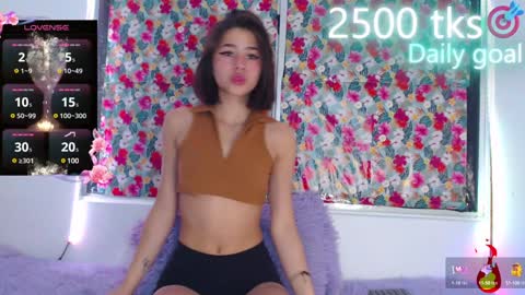 Gwen online show from February 5, 5:20 am