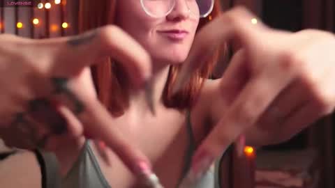 _hey_scarlett_ online show from February 17, 7:21 pm