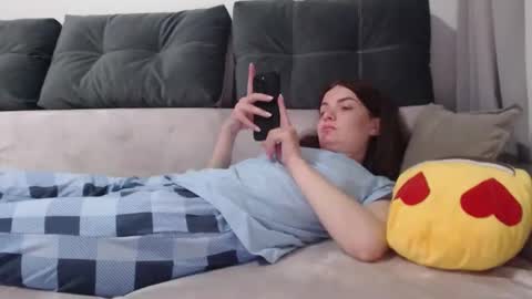 Criss4u online show from March 31, 7:14 pm