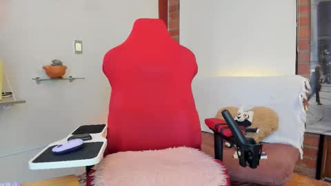 _hottie__ online show from September 11, 4:18 pm