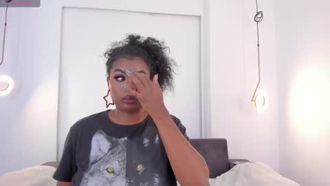 Darlis  online show from March 5, 7:27 pm