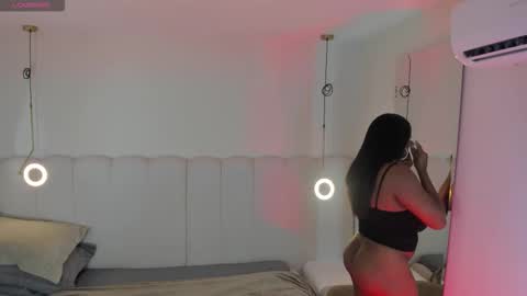 Darlis  online show from November 17, 6:24 pm