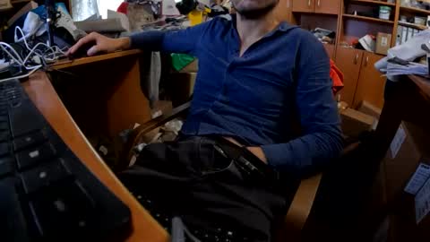 Snapshot of _i_a_m_ chatting on September 16, 7:20 am _i_a_m_ online show from September 16, 7:20 am