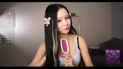 Snapshot of _in_the_end_ chatting on June 19, 5:06 pm you Mia online show from June 19, 5:06 pm