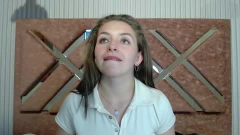 Isa online show from April 18, 7:58 pm