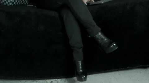 Miss Jade online show from January 13, 11:30 am