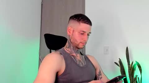 jeison online show from February 11, 6:24 pm