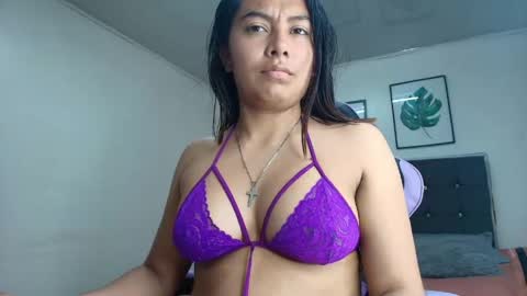 _jane_30 online show from April 22, 3:09 am