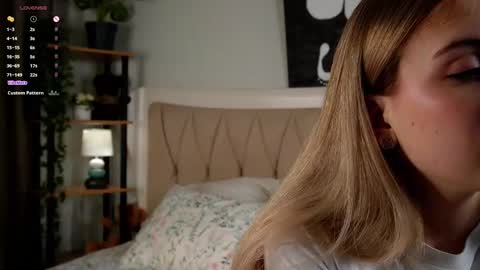 Snapshot of _jasminestea_ chatting on March 4, 1:12 am Candy online show from March 4, 1:12 am