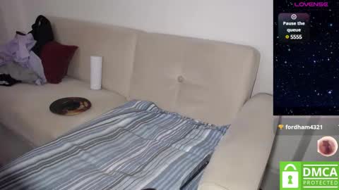 _jeem_ online show from December 23, 5:11 pm