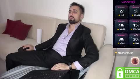 _jeem_ online show from December 23, 8:14 pm