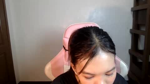 Snapshot of _jennn chatting on June 5, 6:46 pm Jen online show from June 5, 6:46 pm