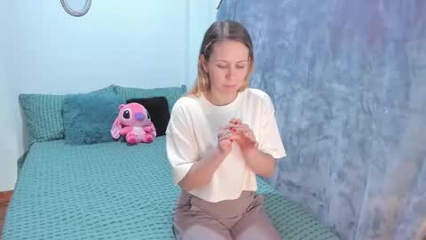 Snapshot of _jennyxoxo_ chatting on March 7, 10:10 pm JENNY online show from March 7, 10:10 pm