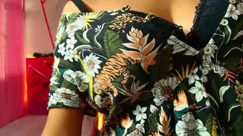 Jesica online show from December 12, 8:43 pm