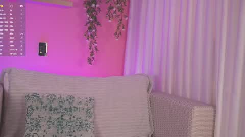 Snapshot of _jessica1 chatting on April 6, 12:39 pm _jessica1 online show from April 6, 12:39 pm