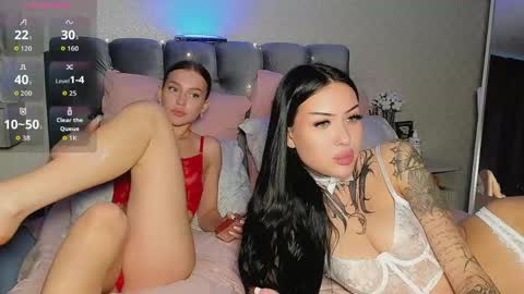 Jess blond and Leila brunette online show from June 3, 4:23 pm