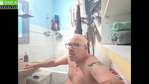 Snapshot of _joker69_ chatting on October 8, 2:42 am Joker online show from October 8, 2:42 am