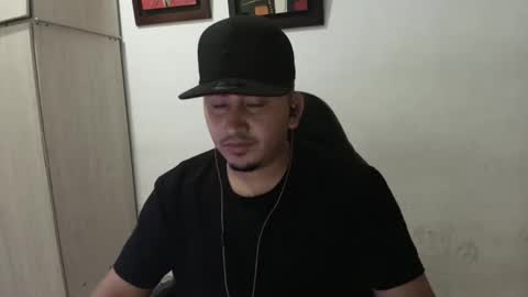 Snapshot of _jordanxxiii chatting on October 1, 2:50 am jordan online show from October 1, 2:50 am