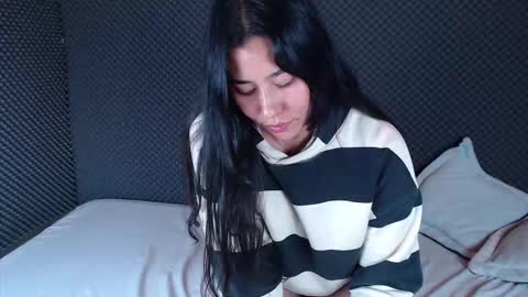 Snapshot of _joy_iva chatting on December 15, 11:20 pm joy online show from December 15, 11:20 pm