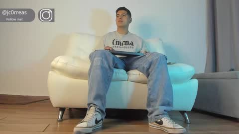 _juanes__ online show from January 10, 11:50 pm