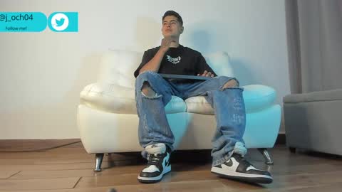 _juanes__ online show from February 3, 10:54 pm