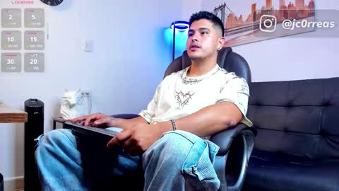 _juanes__ online show from December 19, 11:56 pm