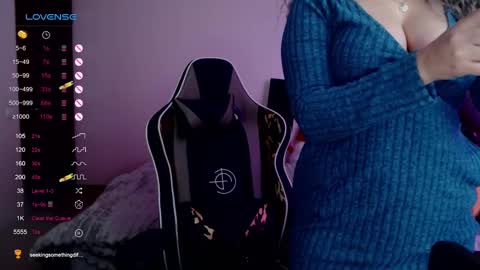 _just_a_queen_3 online show from January 11, 11:34 am