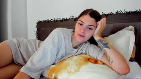 _just_a_simple_girl online show from October 1, 11:27 am