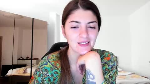 _just_a_simple_girl online show from November 3, 11:44 am