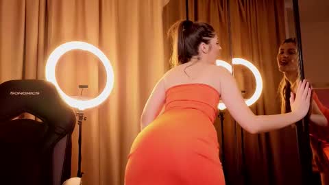 _just_a_simple_girl online show from February 4, 2:23 pm