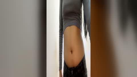 Snapshot of _justagirl chatting on June 17, 11:05 pm _justagirl online show from June 17, 11:05 pm