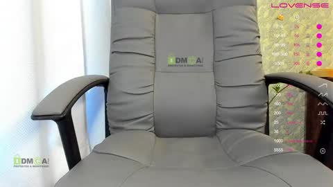 _justcallme_ online show from December 22, 9:31 pm